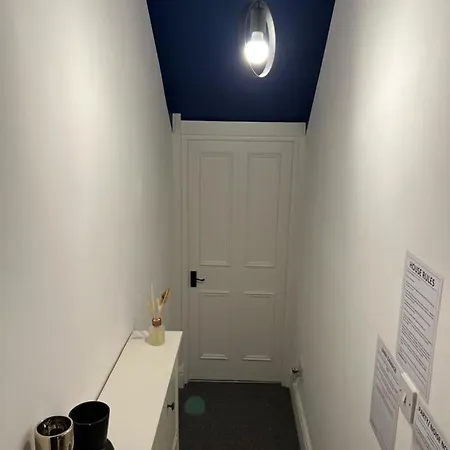 Cosy Meridian Place By Prescott דירה
