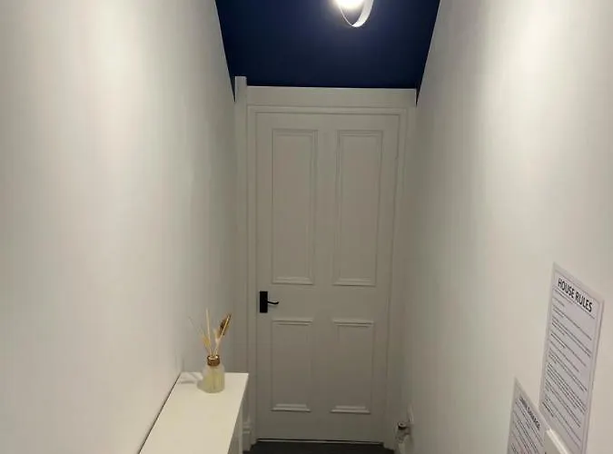 Cosy Meridian Place By Prescott Apartment