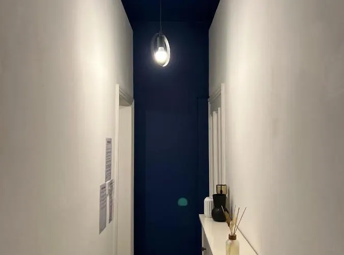 Cosy Meridian Place By Prescott